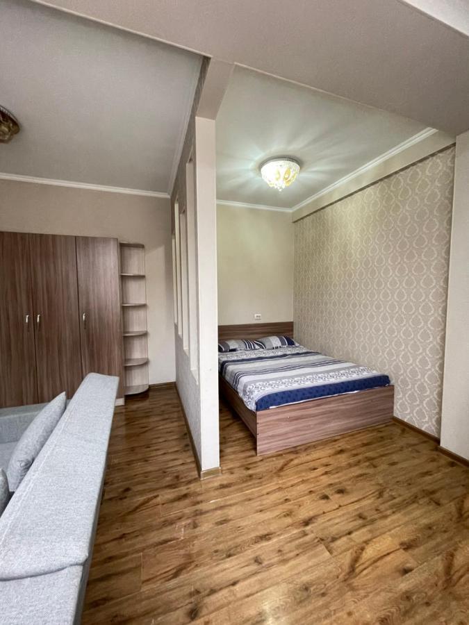 بيشكيك Rent Home Kg На Манаса Боконбаева المظهر الخارجي الصورة